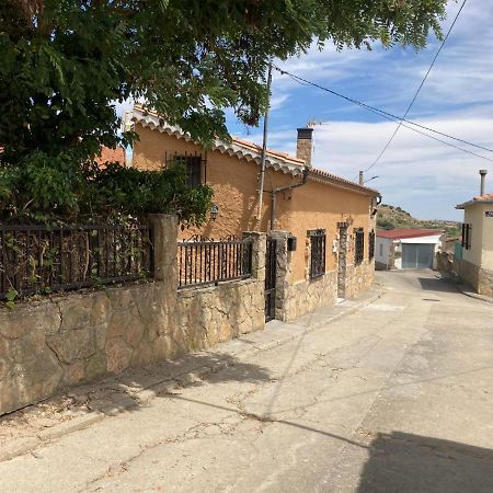 Casa Rural Neira Almenara de Tormes エクステリア 写真